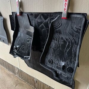 All-Weather Black Car Floor Mats Set